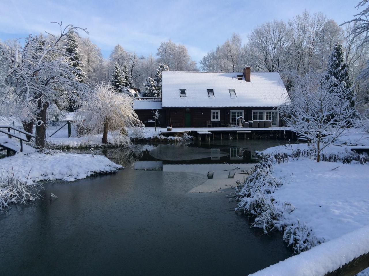 Ferienwohnungen Direkt Am Wasser Burg  Exterior photo